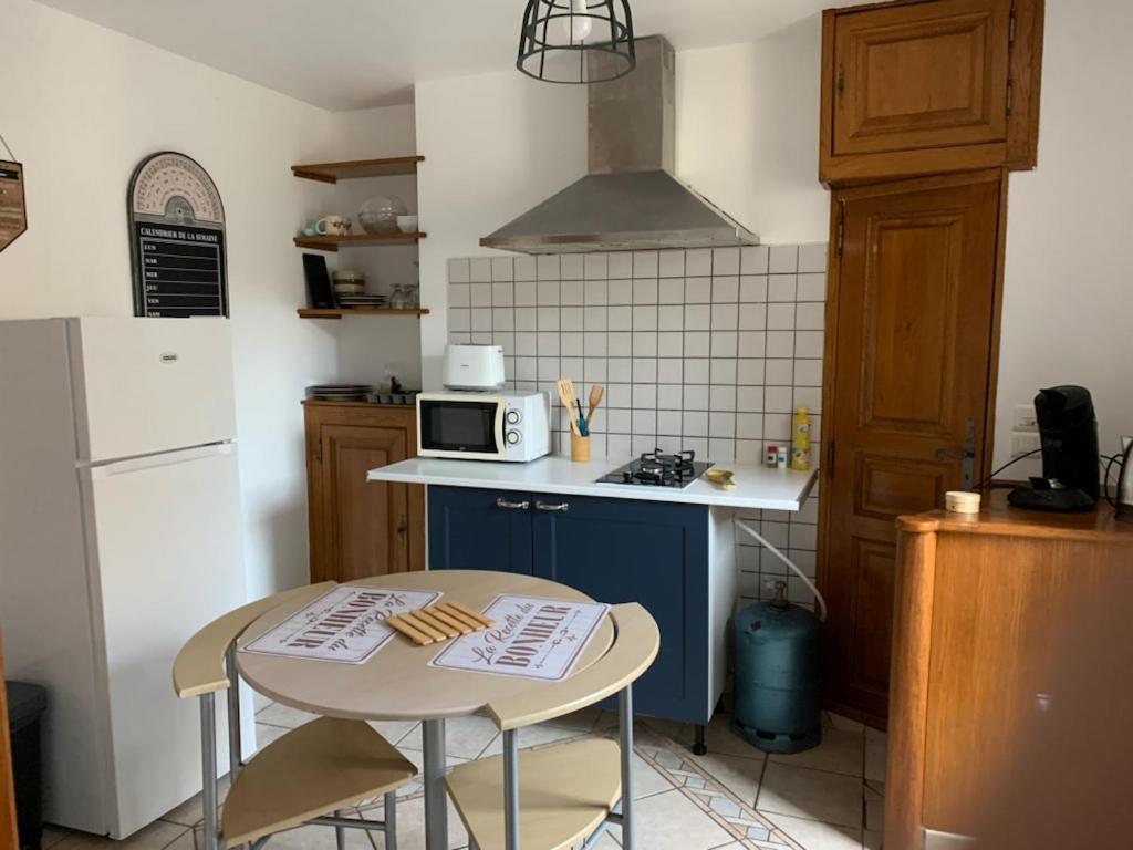 Appartement Avec Terrasse 지엔 외부 사진
